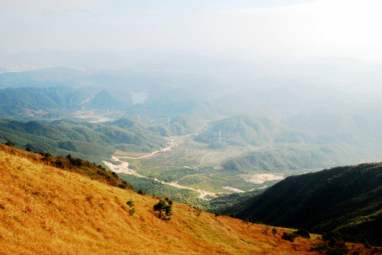 高山秋色