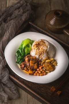 台湾卤肉饭