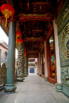 寺庙建筑走廊