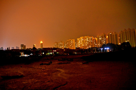 洛阳桥远望城市夜景