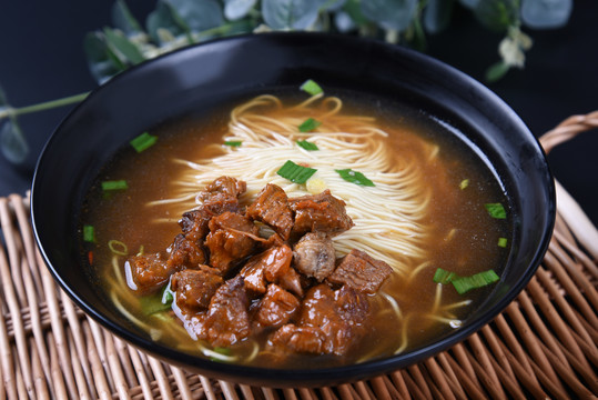 紅燒牛肉面