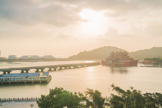 珠海和澳门的城市建筑天际线风光