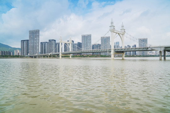 珠海白石大桥和城市建筑天际线