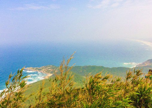 铜鼓岭月亮湾