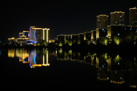 八里湖夜景