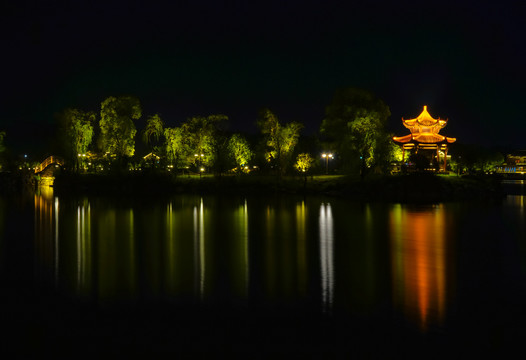 八里湖夜景