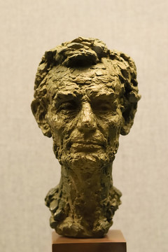 林肯头像雕塑