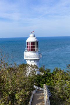 大海和灯塔