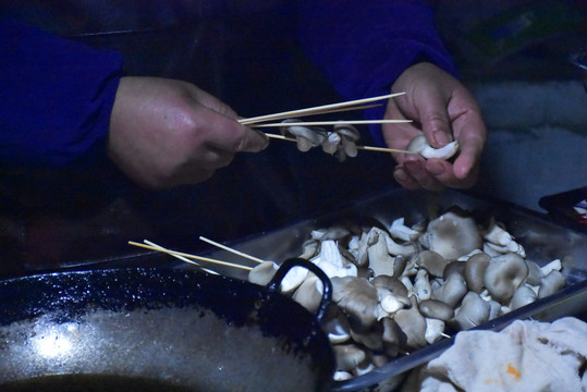 蘑菇烤串