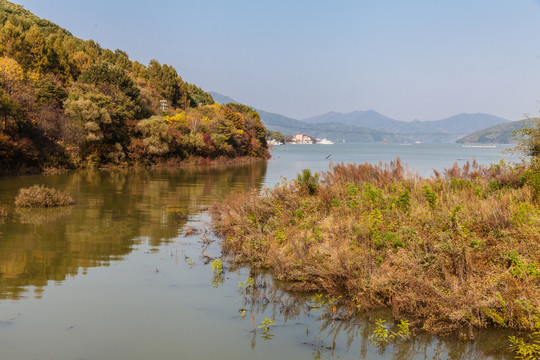 中国吉林松花湖湿地山水风光01