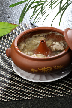 汽锅野菌鸡汤