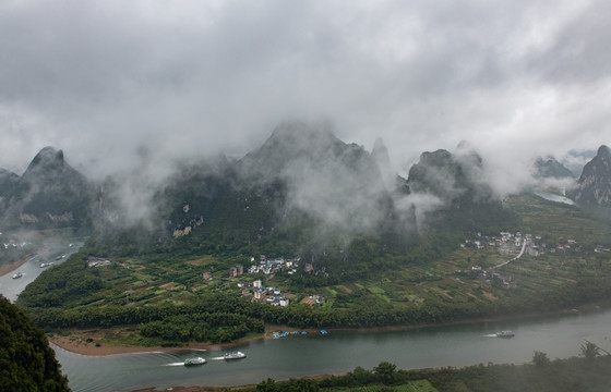 神姿仙态桂林的山