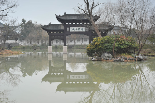 锦泉花屿