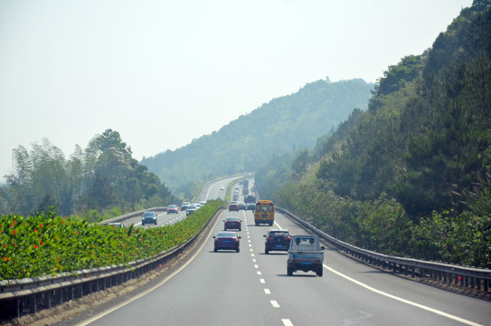 广东山区高速公路