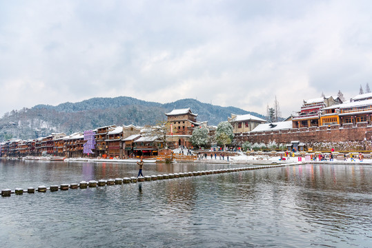 凤凰古城雪景