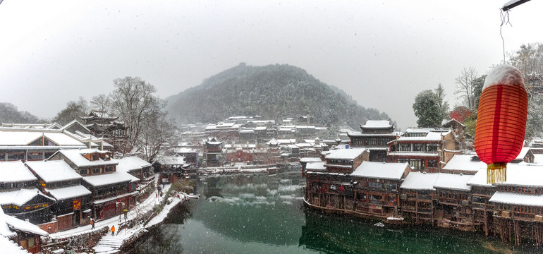 凤凰古城雪景