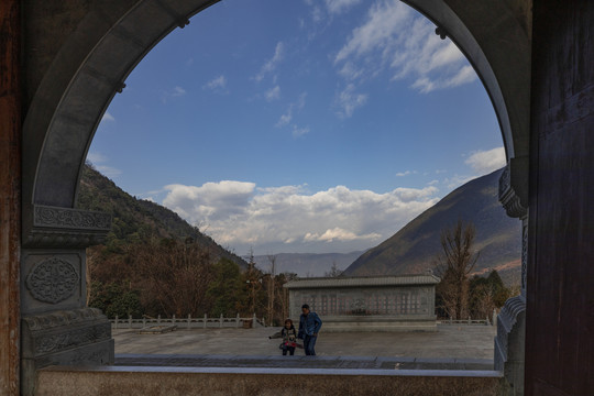 冕宁灵山寺