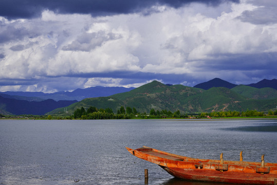 泸沽湖