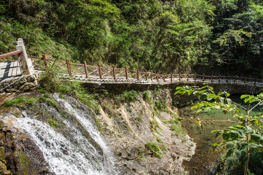 雁荡山栈道