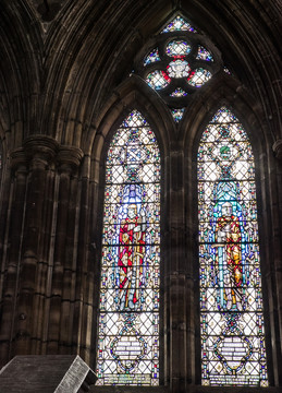 英国格拉斯哥大教堂花窗