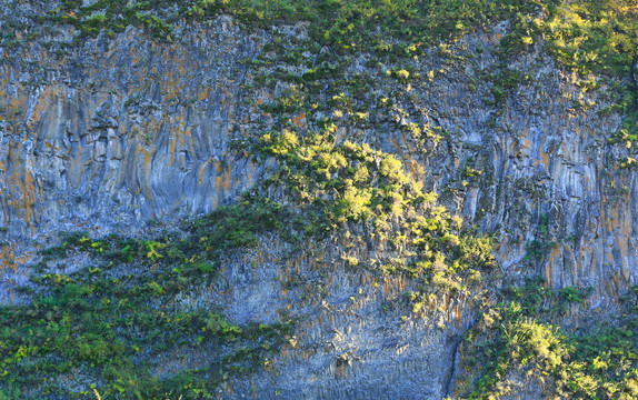 柴河山水岩壁画