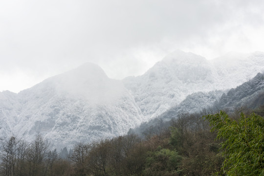 雪山