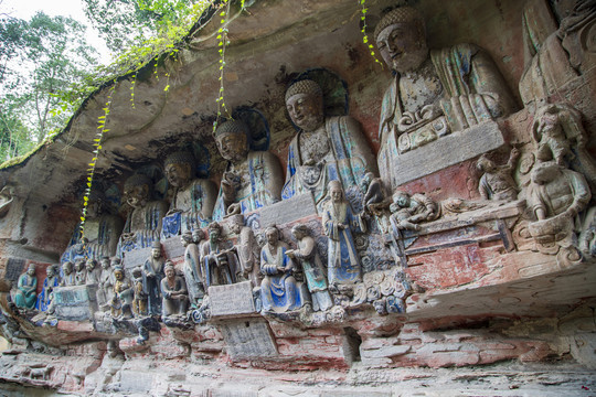 大足石刻宝顶山景区