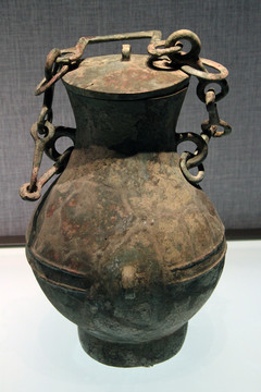 战国初期提链铜壶