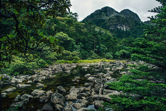 螺髻山风光