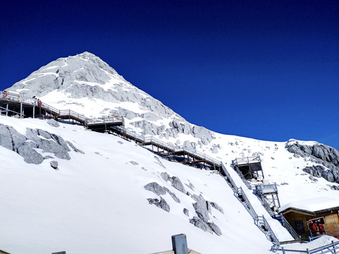 玉龙雪山旅游