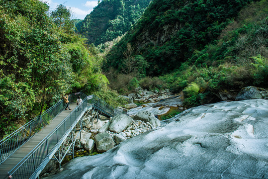 苍山七龙女池景区