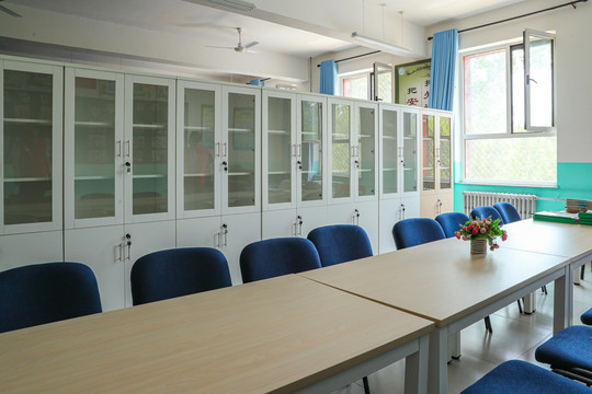 学校图书室