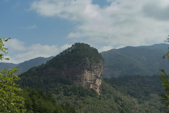 麦积山