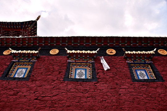 金川观音寺藏式风格建筑