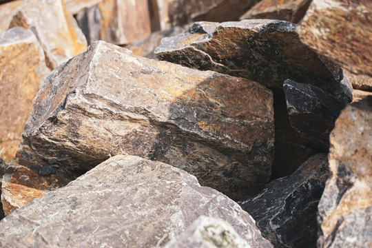 石堆岩石天然石头素材
