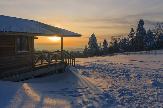 雪岭夕照8