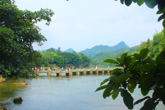 陡坡塘瀑布景区