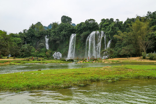 德天跨国大瀑布风景区