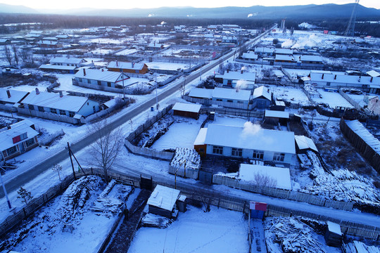 大兴安岭林区森林小镇雪景