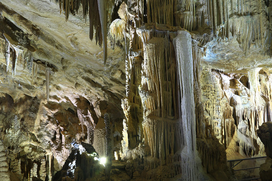 巴马水晶宫景