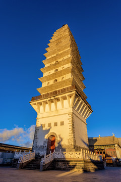 中国云南省大理鸡足山金顶寺