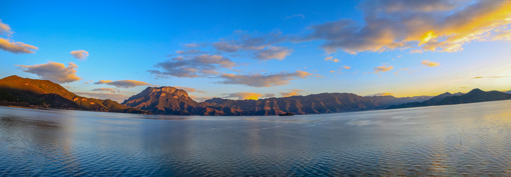 泸沽湖