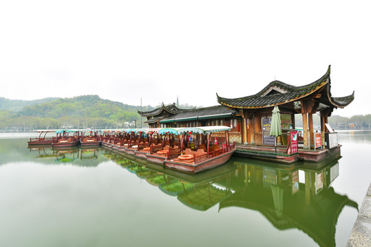 杭州西湖游船码头