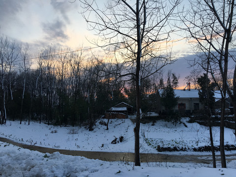 村莊雪景