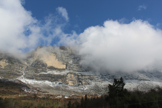 云雪山