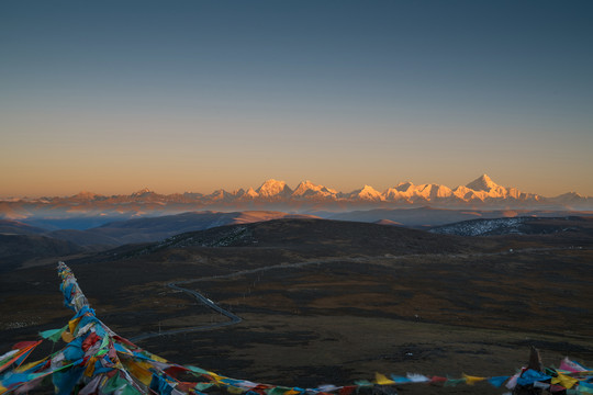 中国川西贡嘎山风光之黑石城