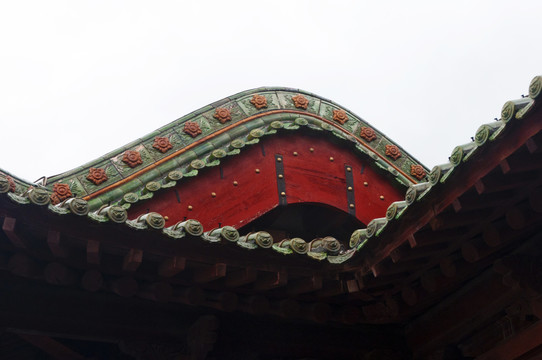 中式屋顶建筑一角