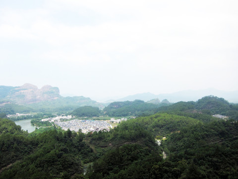 韶关丹霞山风景区山林地貌美景