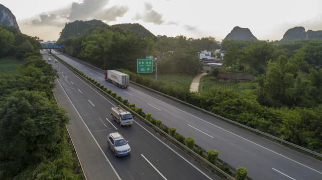 高速公路