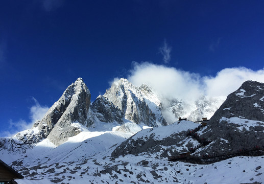 玉龙雪山